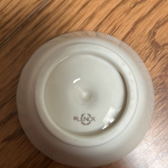 Lenox Ring holder - Picture 3 of 5